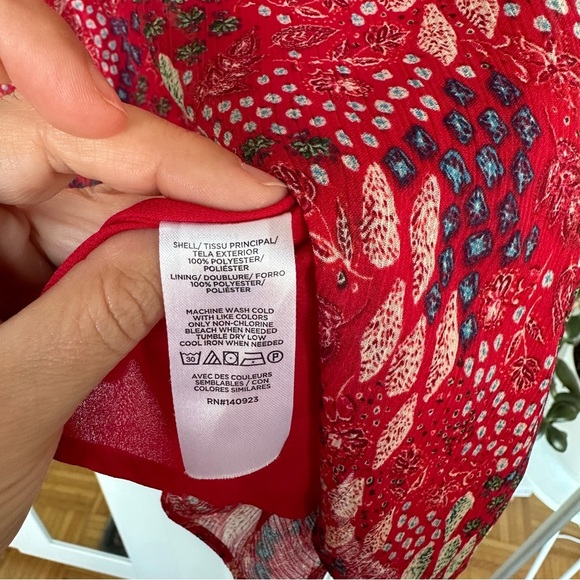 LOFT Red Ruffled Long Sleeve Blouse - Picture 6 of 6